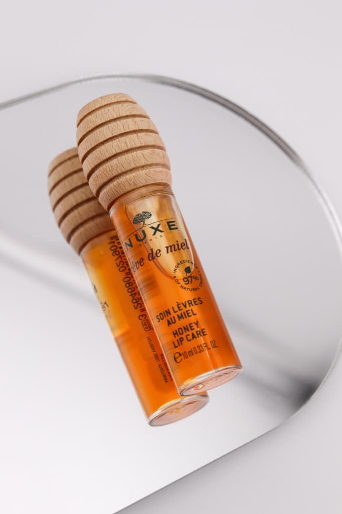 Packshot Nuxe rêve de miel sur miroir