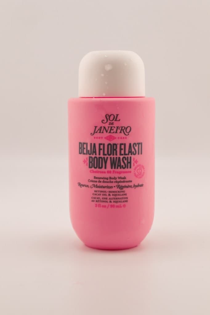 Packshot Sol de Janeiro body wash rose